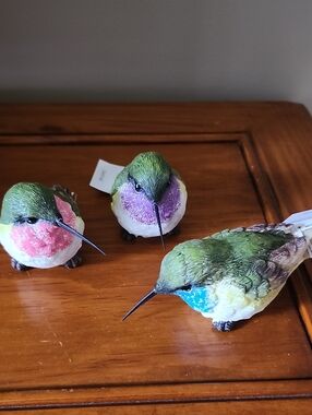 Decorative Green Multi-Color Hummingbird Figurine - Set of 3